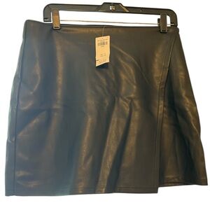 NWT Hollister Faux Leather Ultra High Rise Skirt
